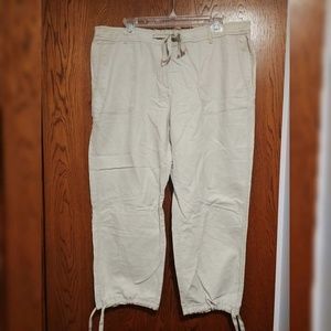 Beige/cream Capris